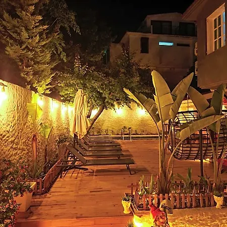 Kekik Catina Hotel Alaçatı