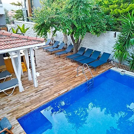 Hotel Kekik Catina 3*